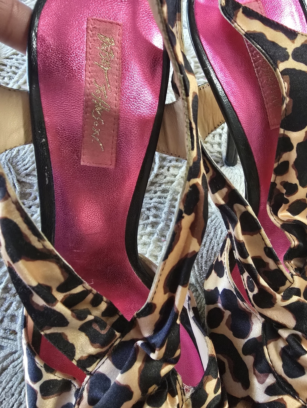 Betsey Johnson Fun and Flirty Leopard Print Slingback High Heel Sandals - Picture 5 of 6